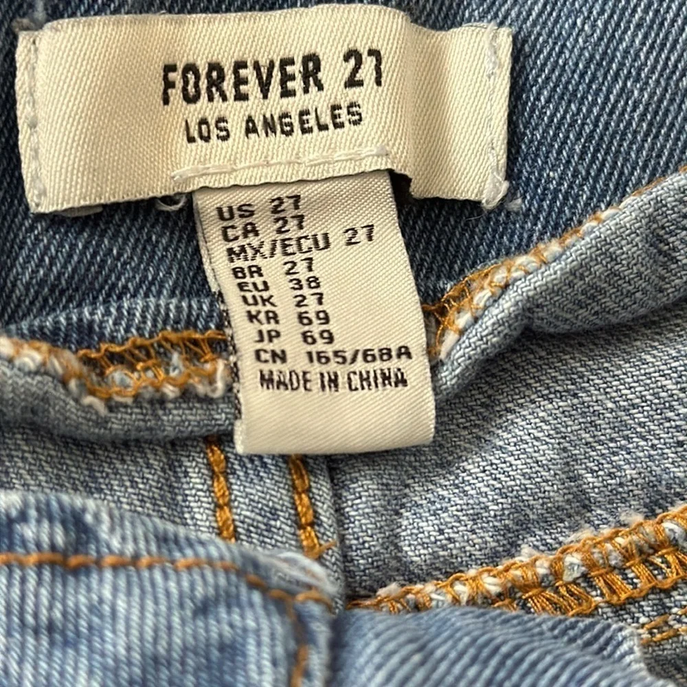 Forever 21 denim shorts, zip and button front size 27
